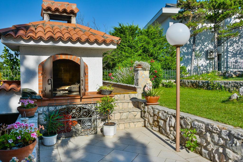 Bella Vista Apartments Crikvenica Exterior photo