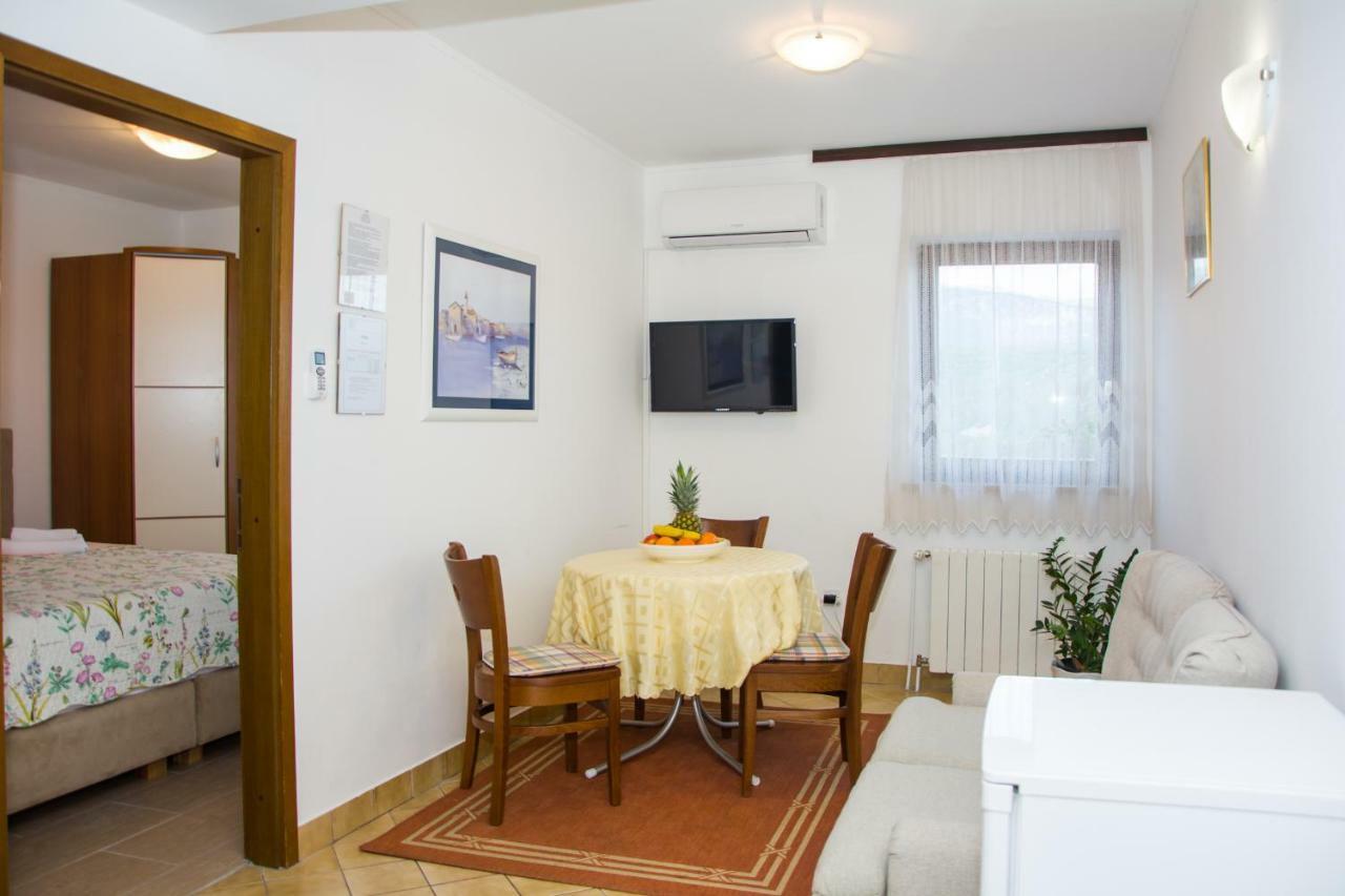 Bella Vista Apartments Crikvenica Exterior photo
